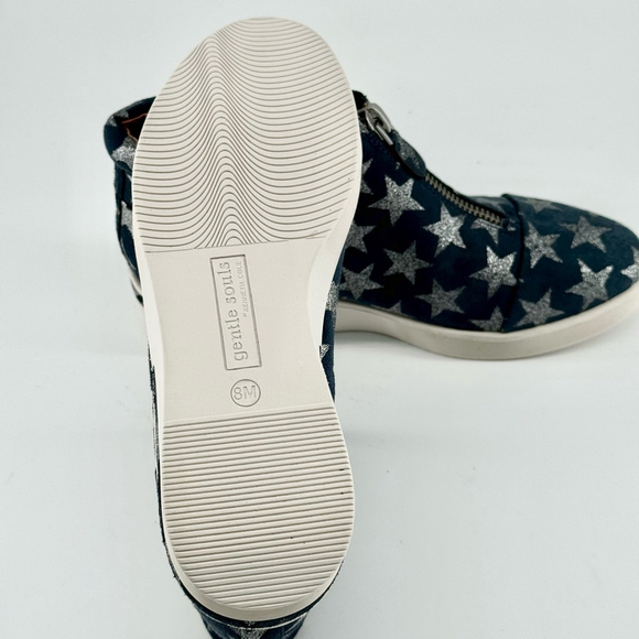 Kenneth Cole Gentle Souls Sneakers Size 8M Blue Star Print Zip Up - Picture 7 of 12